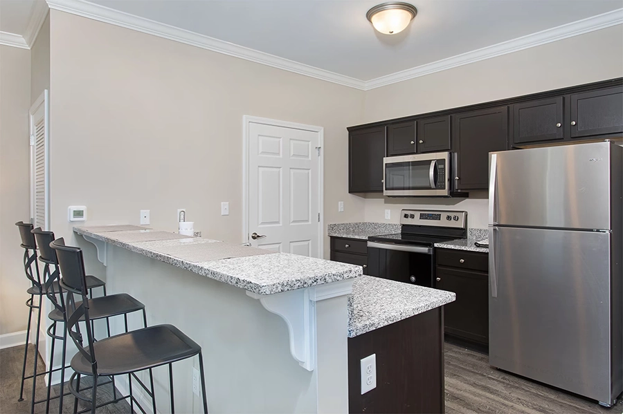 Apartment interior features at Autumn Lake Apartments